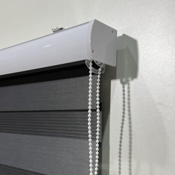 CORTINA ROLLER ZEBRA DUO GRIS 165X100CM - Imagen 3